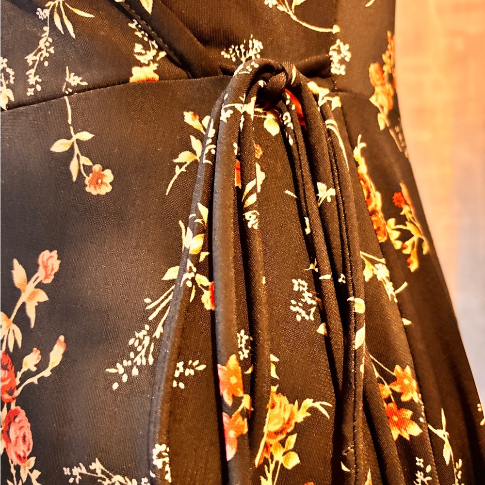 Kaileigh Black Floral Wrap Midi Dress with Red Accent - Picture 3 of 8